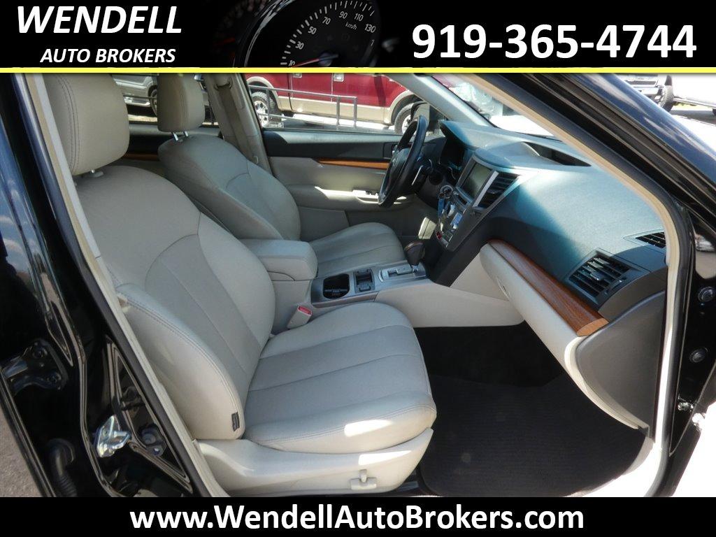 2014 Subaru Outback 2.5i Limited - Photo 35