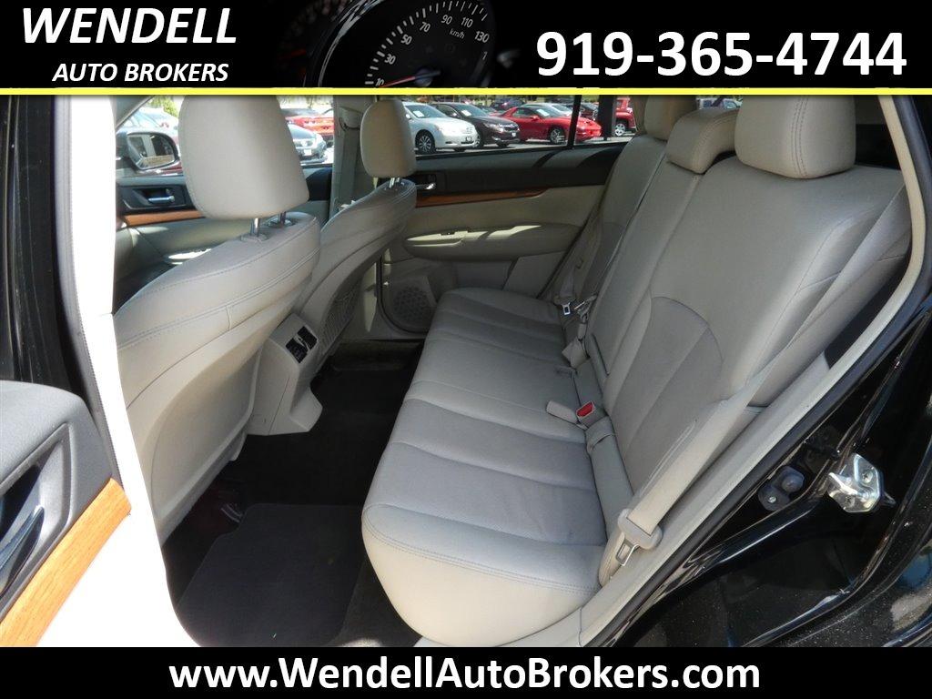2014 Subaru Outback 2.5i Limited - Photo 27