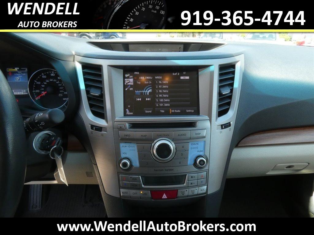 2014 Subaru Outback 2.5i Limited - Photo 18