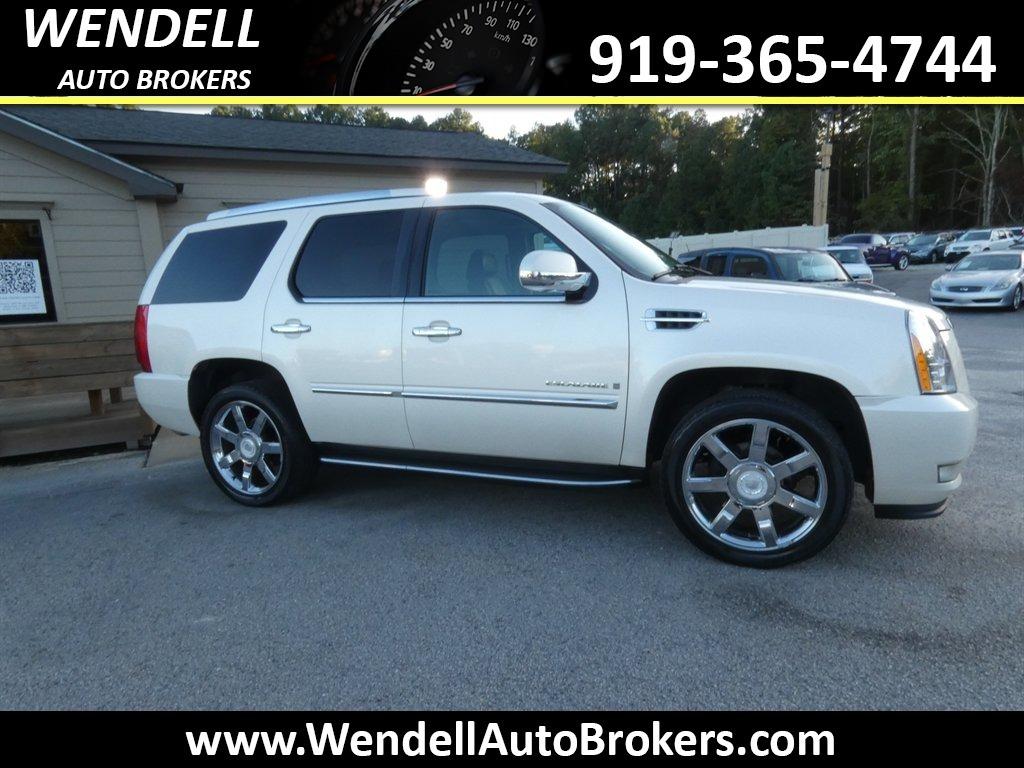 2008 Cadillac Escalade Base's photo
