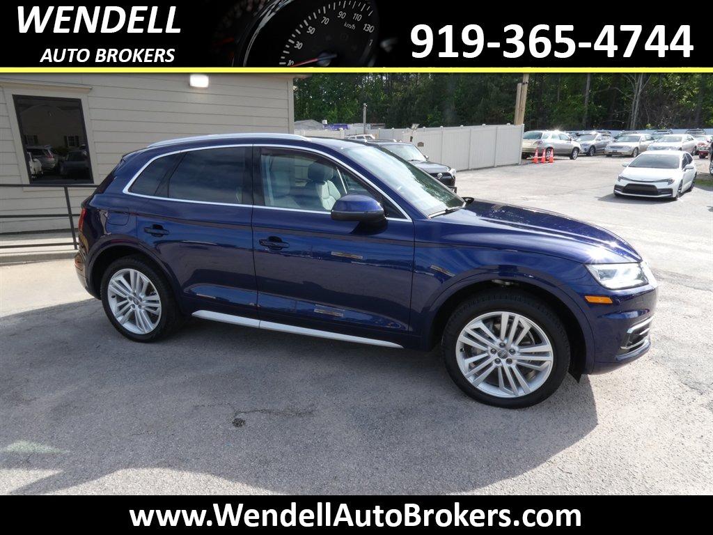 2018 Audi Q5 2.0T quattro S tronic Prestige's photo