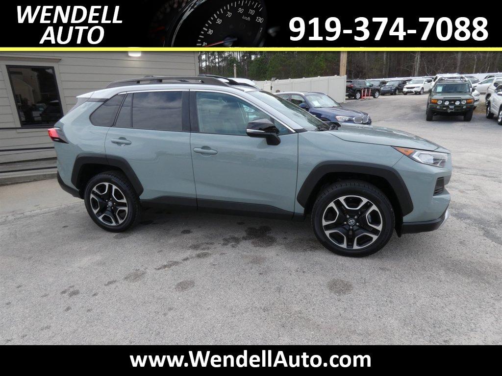 2019 Toyota RAV4 Adventure's photo