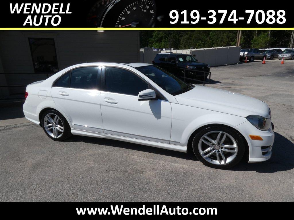 2013 Mercedes-Benz C-Class's photo